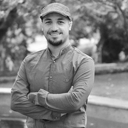 چه سهامی بخریم؟ چه سهامی بخریم؟