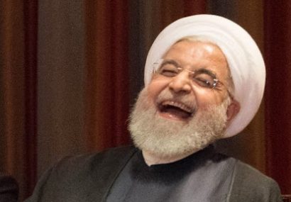 روحانی در ماجرای بنزین به ریش مردم خندید