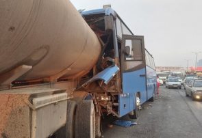 برخورد اتوبوس با کامیون بنز در اصفهان ۵ مجروح برجای گذاشت