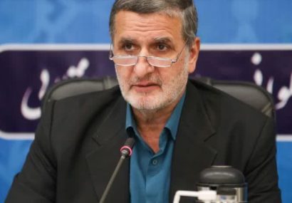 معاون سیاسی، امنیتی استانداری اصفهان: سامانه صدور مجوزهای کسب‌ و کار اشکالاتی دارد