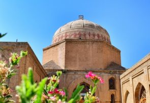 مسجد جامع گلپایگان یکی از برجسته‌ترین آثار معماری اسلامی در ایران